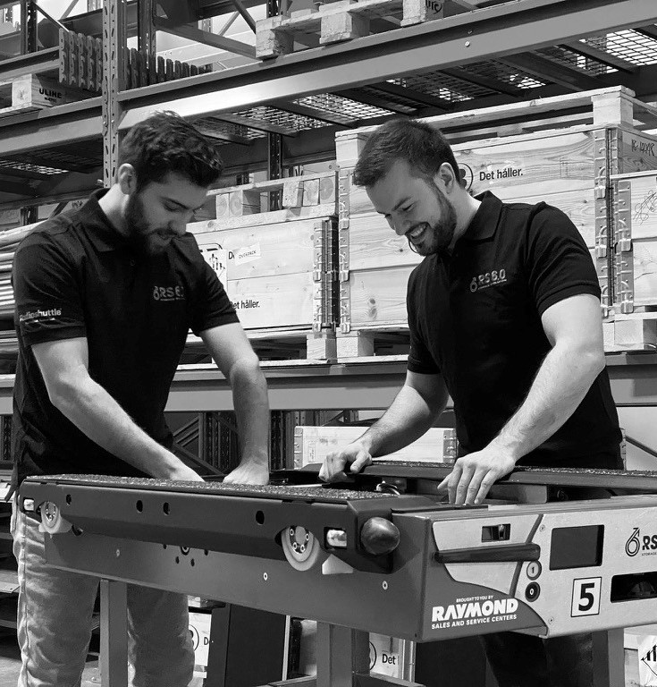 Radioshuttle service_ Elio & Jake